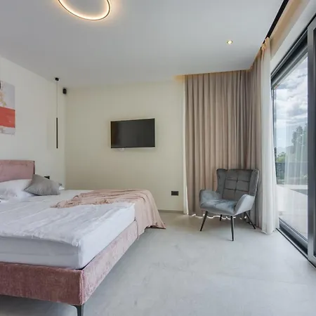 D&l Deluxe Villa Kringa