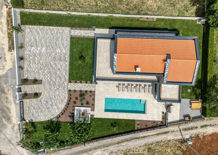 Vila D&l Deluxe Kringa